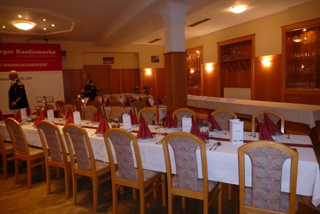 Hotel Blaue Traube à Gebenbach Extérieur photo